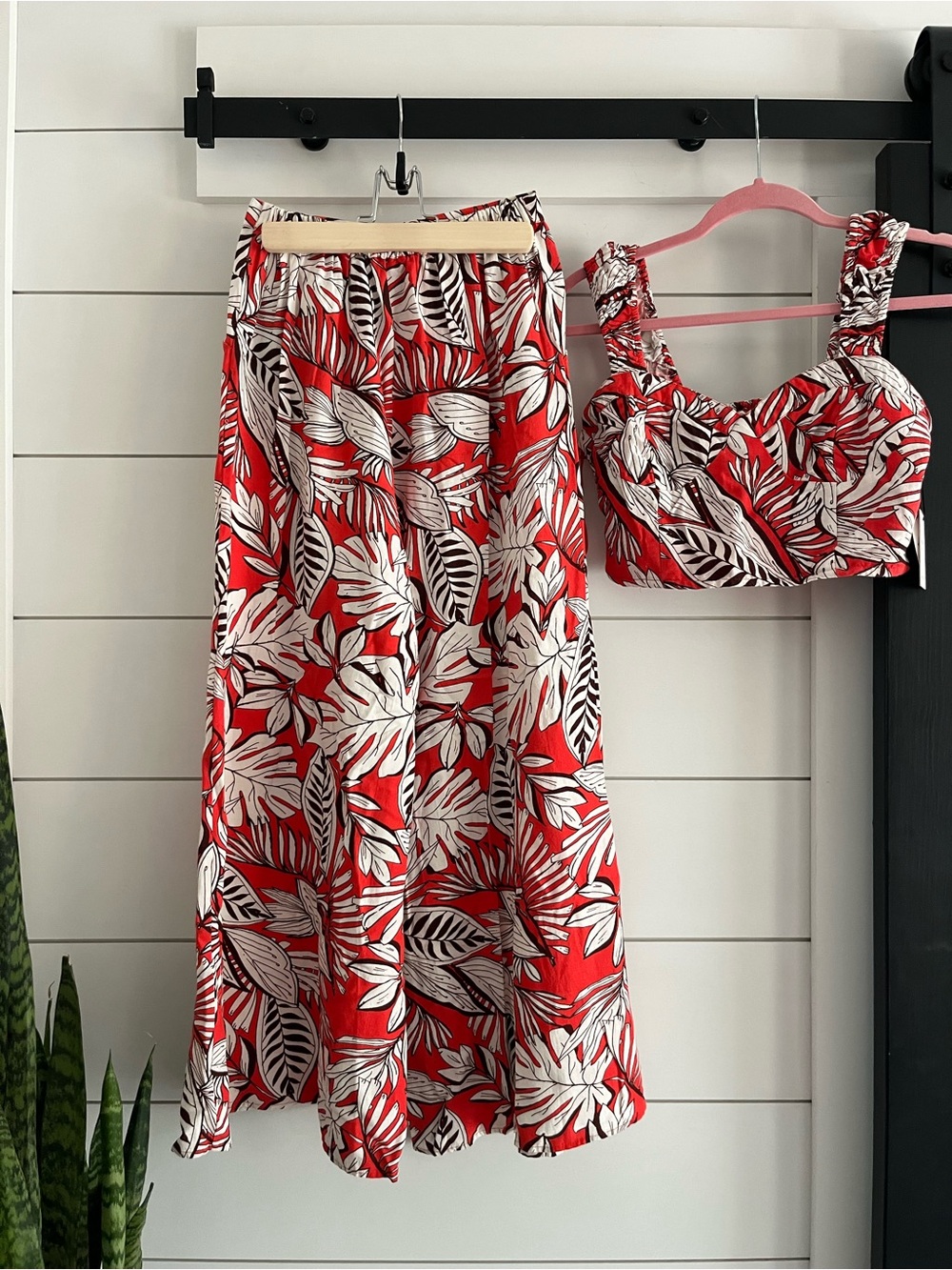 Red Tropical Print Women's Juniors Flowy Wide Pants and Top Set